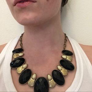 Large necklace